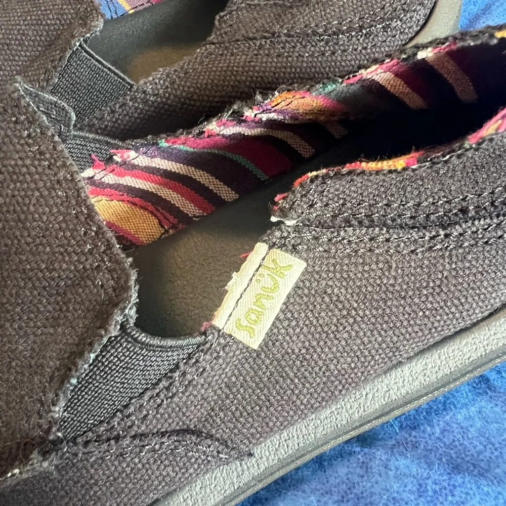 Sanuk Black Sidewalk Surfer Slip-Ons Comfort - Picture 2 of 4